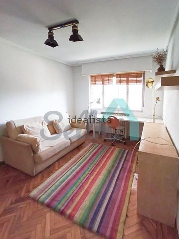 Alquiler de piso en Calle Cardenal Cienfuegos - Photo 5