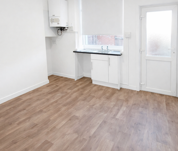 2 bedroom terraced house to rent - Photo 5