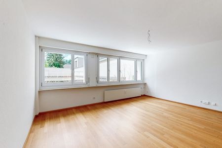 Rent without deposit - Spacious apartment in Gundeli - Photo 4