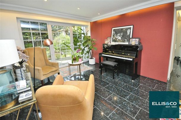 5 bedroom detached house to rent - Photo 1
