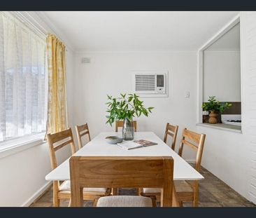 3 BEDROOM HOME WITH A LARGE BACK YARD - Photo 1