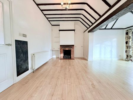 3 bedroom detached bungalow to rent - Photo 2