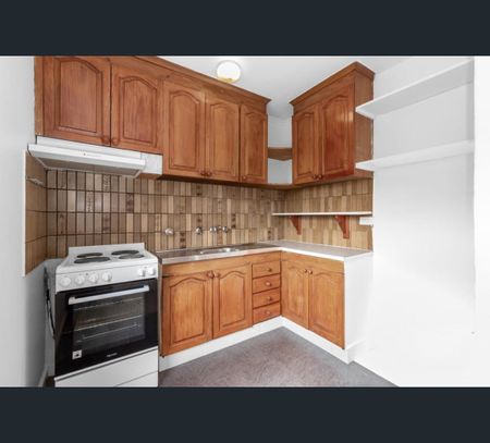 16/780 Warrigal Road, Malvern East, Vic 3145 - Photo 3
