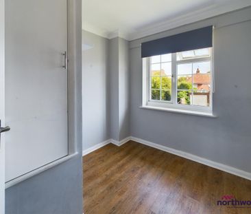 3 bedroom terraced house to rent - Photo 6