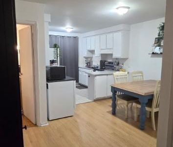 À Laval, un grand 4 1/2 à louer, disponible immédiatement - Photo 3