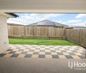 Plantation Homes Quality - Great Location, Immediate Walking Distan... - Photo 6