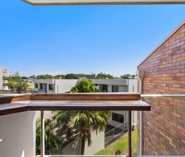 2 Bedroom Beach Front Unit - Photo 6