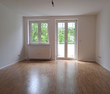 Schöne 2,5-Zimmer-Wohnung mit Balkon in Moosach - Foto 3