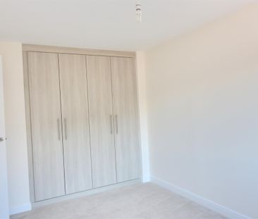 Nicholson Way Waterlooville Unfurnished - Photo 3
