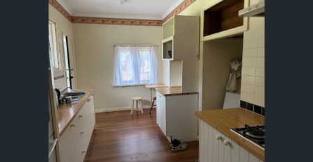 Springdale - Photo 4