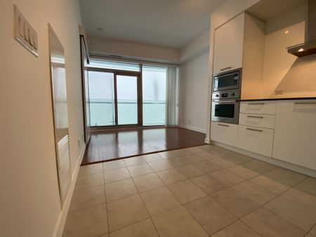 For Lease - 14 York Street Unit# 5209, Toronto, Ontario - Photo 5