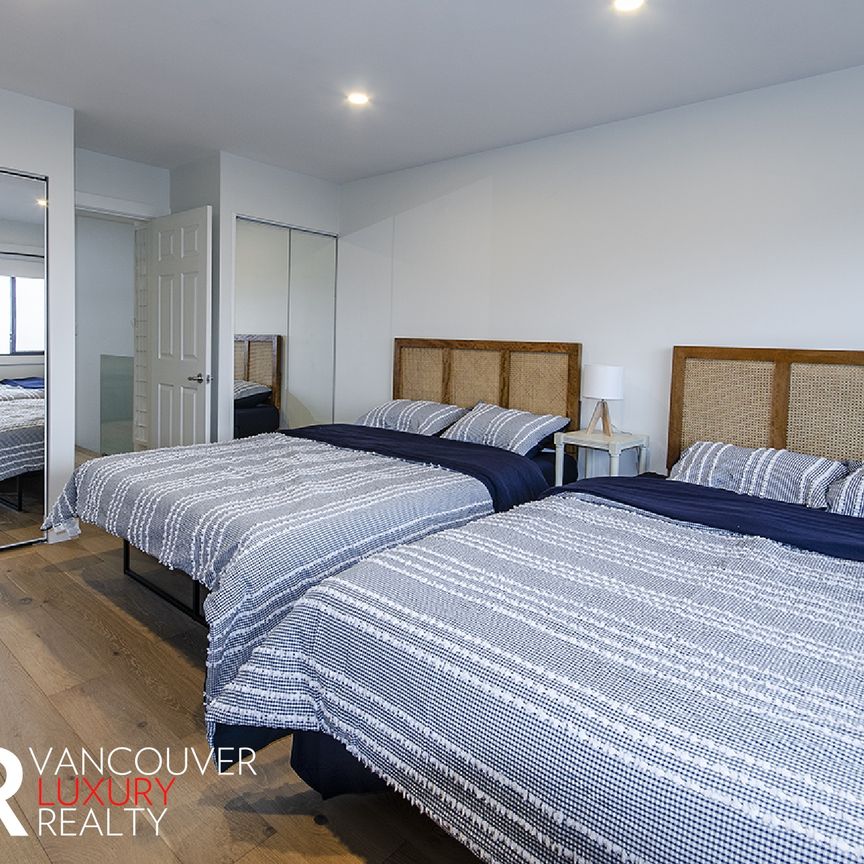 Townhouse in West Vancouver, BC - Photo 1