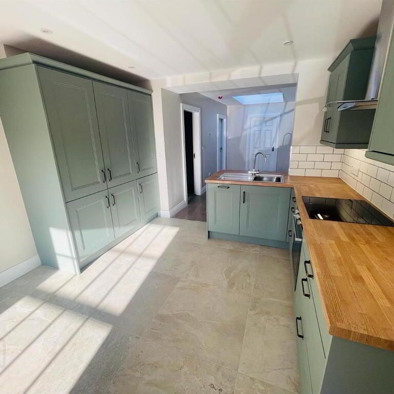 Apt, 69 Main Street, Ballywalter, BT22 2PJ - Photo 1