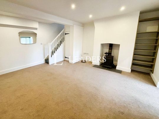 4 bedroom property to rent - Photo 1