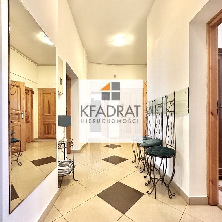 Centrum okolice Kaskady - 5 pok. - Photo 1