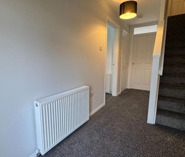 3 bedroom terraced house to rent - Photo 5