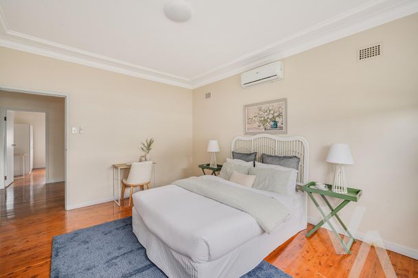 71 Hanbury Street, Mayfield NSW 2304 - House For Rent | Domain - Photo 1