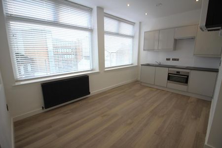 1 bedroom apartment to rent - Photo 2