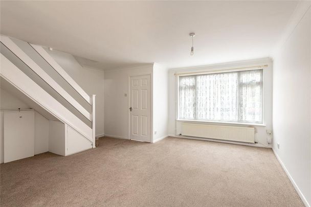 3 bedroom end of terrace house to rent - Photo 1