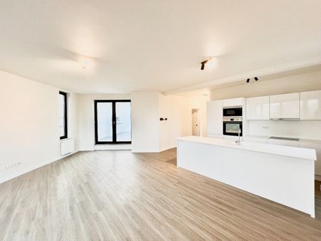 Gerenoveerd 2 slpk app met ruim terras - Foto 5