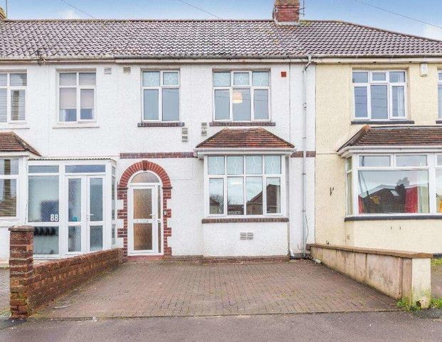 Station Road Room 1 - Photo 1