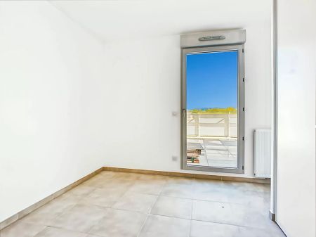 Appartement Marseille 3 pièce(s) de 64m2 - Photo 2