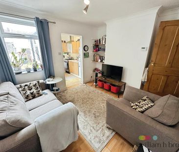 2 bedroom terraced house to rent - Photo 3