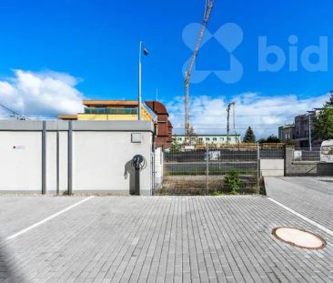 LOFTOVÝ BYT 1+KK S TERASOU, PARKOVÁNÍM A VLASTNÍM WALLBOXEM - PLZEŇ, DOUBRAVKA - Photo 5