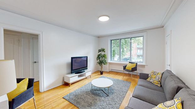 Monkland Village NDG - Photo 1