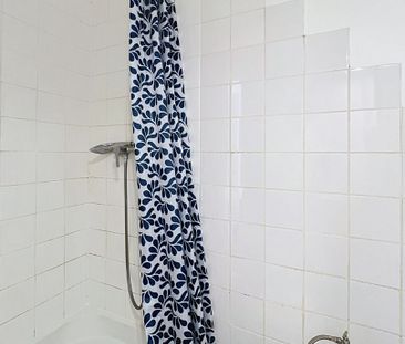 Location Appartement 2 pièces 28m² - Photo 3