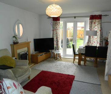 2 bedroom terraced house to rent - Photo 1