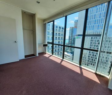 Great Central Location - Photo 1