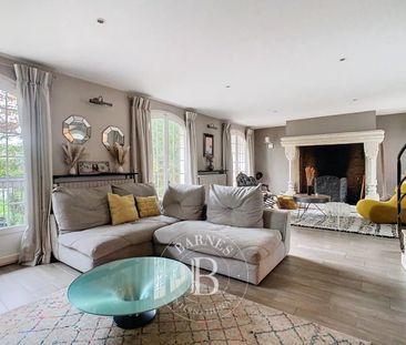 Tout savoir sur cette maison dans le quartier La Varenne, à Saint-M... - Photo 2