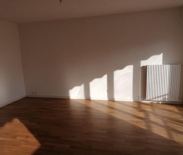 Appartement totalement rénové de 2.5 pièces au 3ème étage bénéficia... - Foto 1