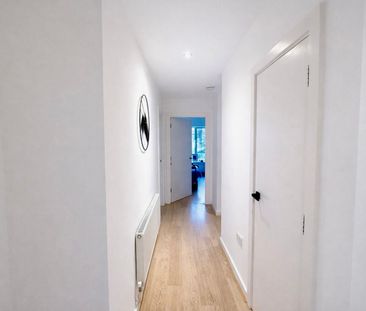 1 bedroom Flat To Let Total Size: 732 SQ FT - Photo 1