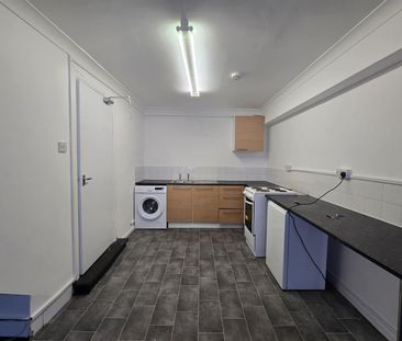 Sun Street, Waltham Abbey EN9, London - Photo 5