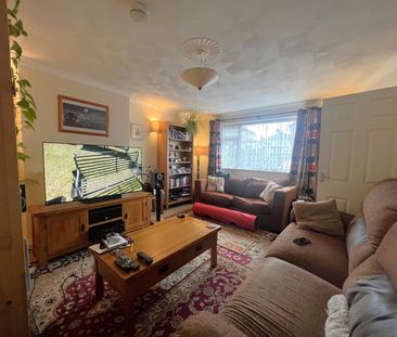 3 bedroom semi-detached house to rent - Photo 3