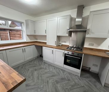 Eccles Old Road, Salford - Photo 3