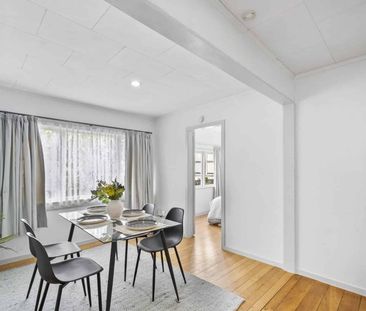 Three bedroom home! - Photo 1