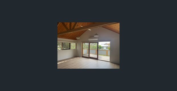 Charming Renovated Cottage in Old Ocean Grove - Photo 1