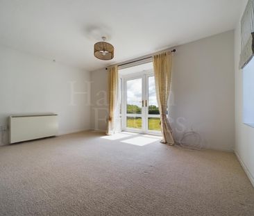 2 bedroom semi-detached bungalow to rent - Photo 6
