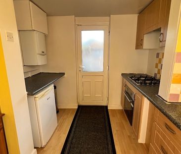 2 Bed Semi-Detached House, Deerlands Close, S5 - Photo 4