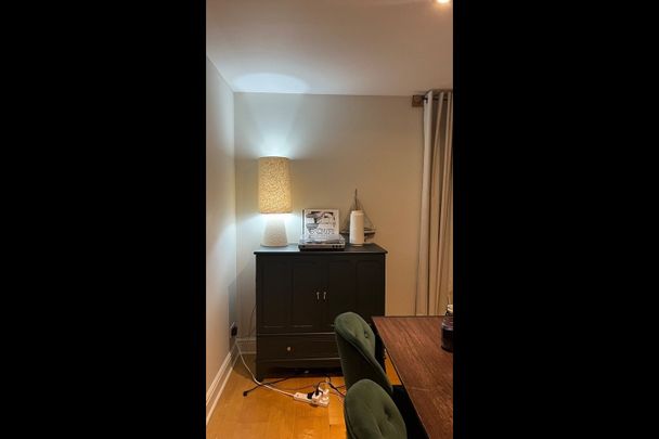 2 Bed Flat, Edison Building, E14 - Photo 1