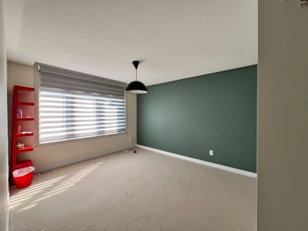 For Lease - 129 TAPESTRY Drive, Barrhaven, Ontario - Photo 4