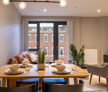 1 bedroom in a flat share to rent - Photo 4