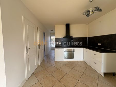 LOCATION À L'ANNÉE - MAISON 2 CHAMBRES - 62M2 ENVIRON - Photo 3