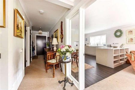 Farnham Road, Liss, Hampshire, GU33 - Photo 5