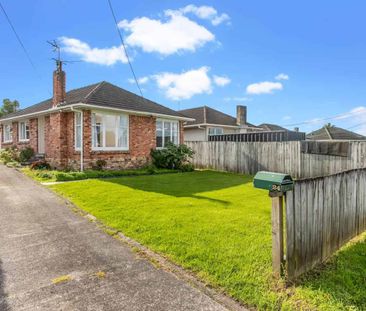 Prime Family Home in Fantastic Location – Wal... - Photo 1