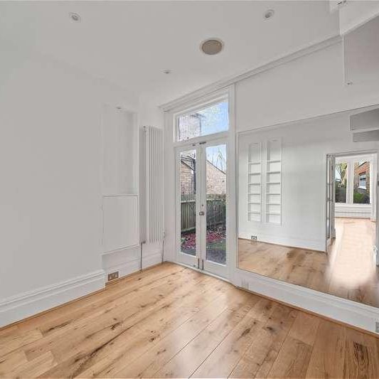 Kingston Hill, Kingston Upon Thames, KT2 - Photo 1