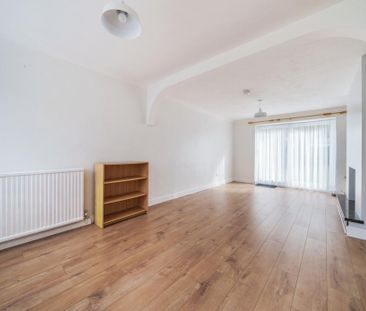 3 bedroom terraced house to rent - Photo 4